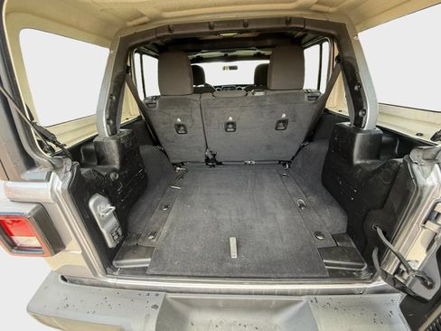 Used 2020 Jeep Wrangler Unlimited Sport AWD/4WD image 5