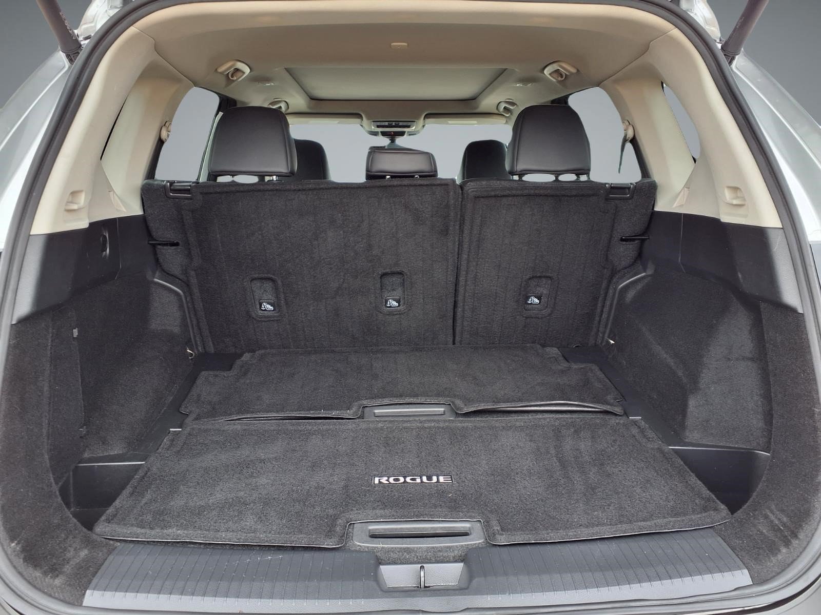 Certified 2022 Nissan Rogue SL w/ SL Premium Package FWD image 12