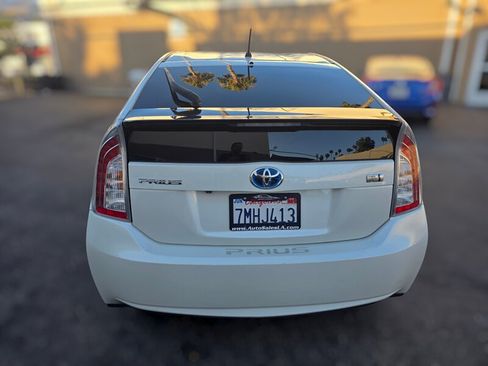 Used 2015 Toyota Prius Two FWD image 9