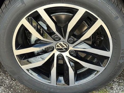 New 2026 Volkswagen Jetta SE image 12