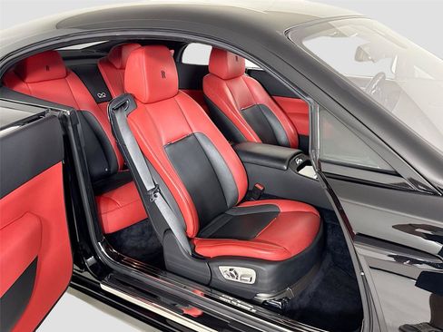Used 2017 Rolls-Royce Wraith RWD image 26