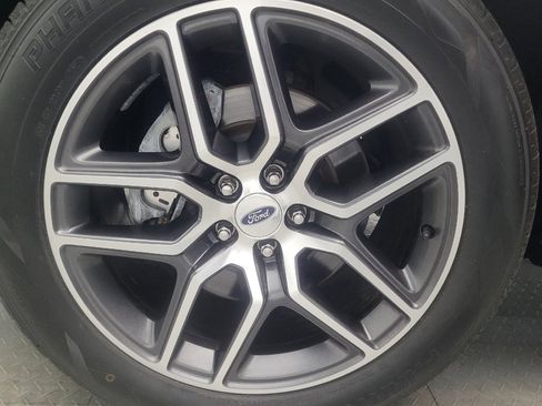 Used 2019 Ford Explorer Sport AWD/4WD image 31