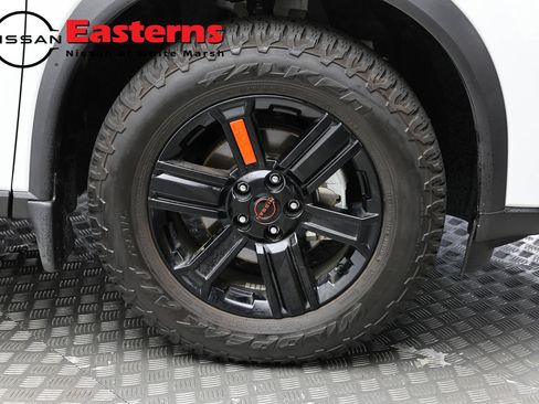 Used 2025 Nissan Rogue SV AWD/4WD image 31