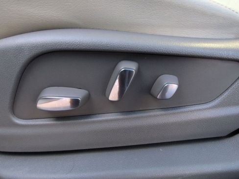 Certified 2023 Cadillac XT5 Premium Luxury w/ LPO, Floor Liner Package image 19