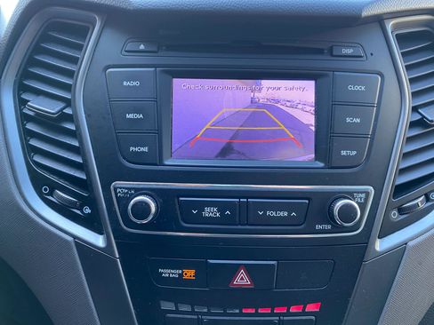 Used 2018 Hyundai Santa Fe Sport w/ Winter Weather Package AWD/4WD image 19