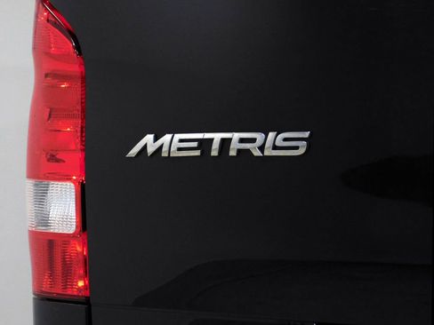 Used 2019 Mercedes-Benz Metris Passenger image 59