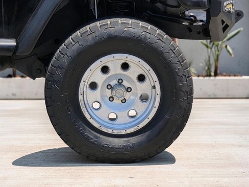 Used 2004 Jeep Wrangler X w/ Full Face Tire & Wheel Group AWD/4WD image 7