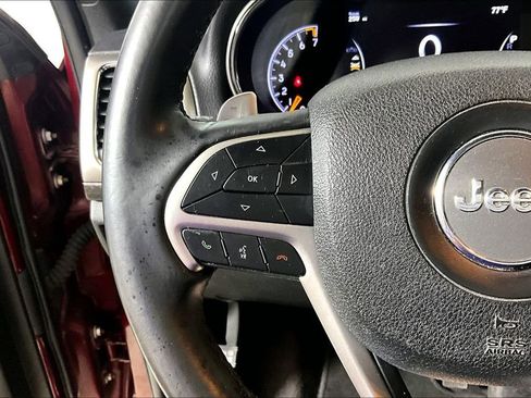 Used 2017 Jeep Grand Cherokee Altitude image 14