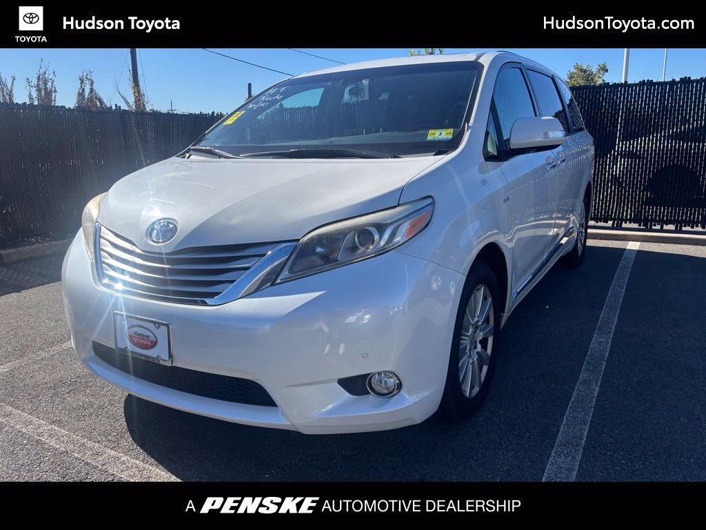 Used 2017 Toyota Sienna Limited Premium AWD/4WD image 1