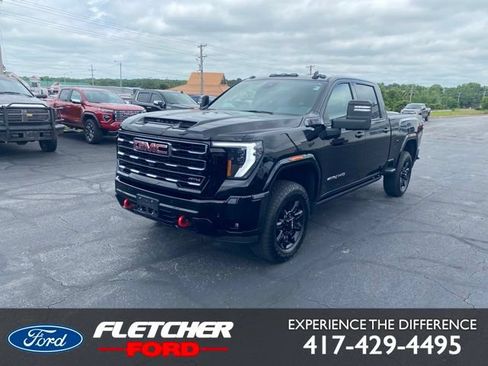 Used 2025 GMC Sierra 2500 AT4 w/ AT4 Premium Plus Package AWD/4WD image 1