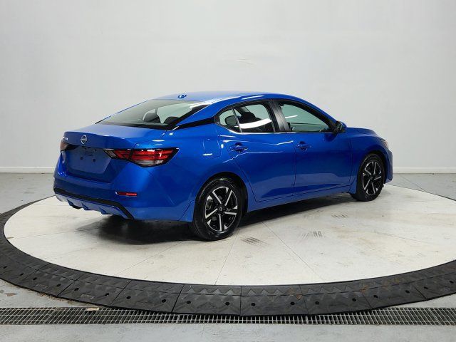 Used 2025 Nissan Sentra SV FWD image 8