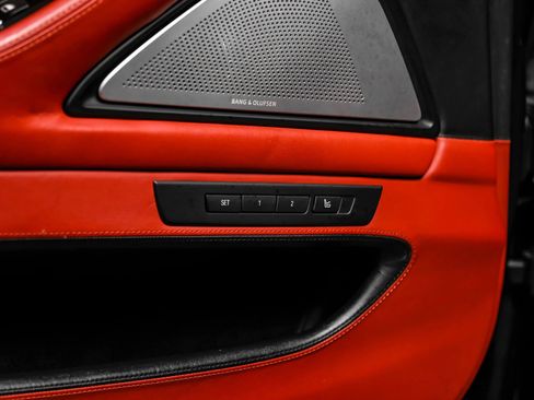 Used 2014 BMW M5 RWD image 49