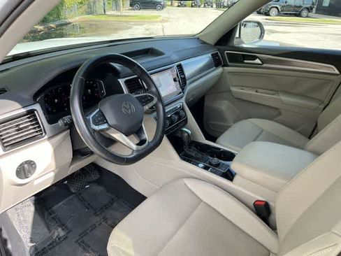 Used 2021 Volkswagen Atlas SEL AWD/4WD image 11