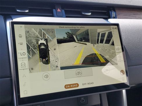 Certified 2024 Land Rover Discovery Sport S image 10