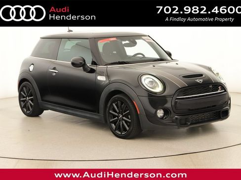 Used 2019 MINI Cooper S FWD image 1