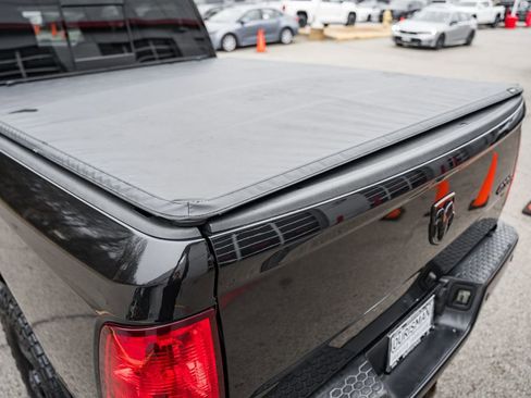 Used 2016 RAM 2500 Big Horn w/ Black Appearance Group image 13