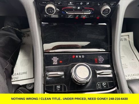 Used 2022 Jeep Grand Cherokee L Overland w/ Luxury Tech Group IV AWD/4WD image 33