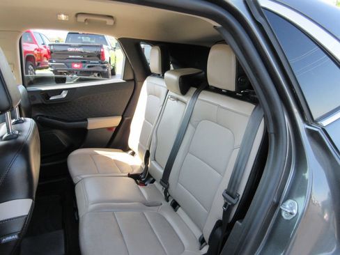 Used 2020 Ford Escape Titanium AWD/4WD image 21