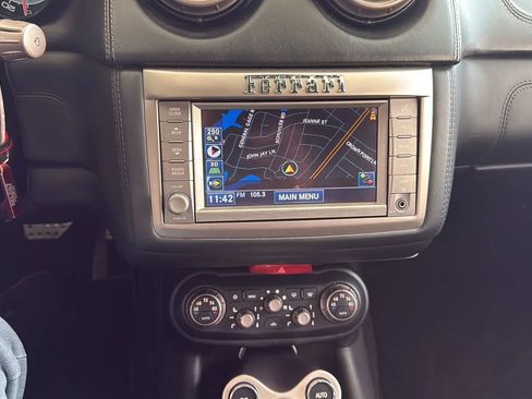 Used 2010 Ferrari California RWD image 10