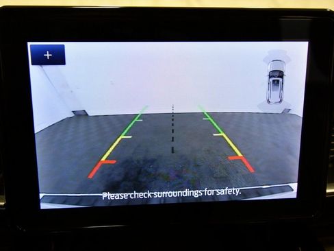 Used 2024 Ford Explorer Limited image 24