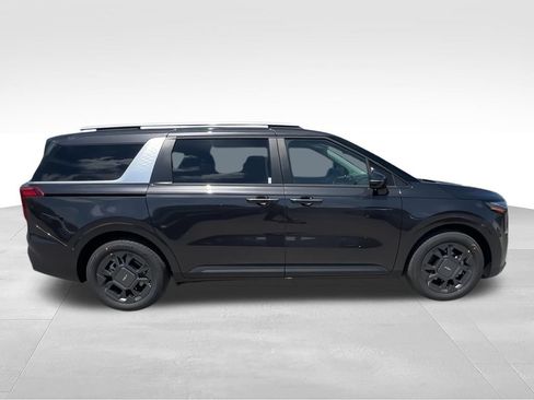 New 2026 Kia Carnival EX FWD image 9