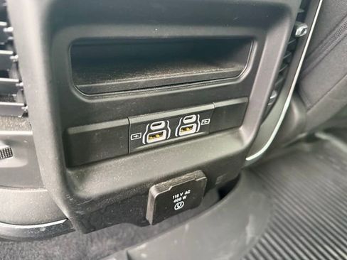 Used 2025 RAM 1500 Big Horn image 12