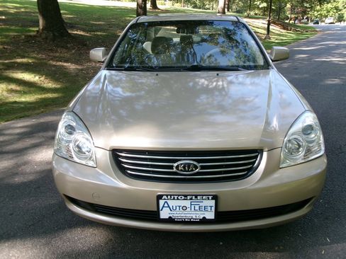 Used 2008 Kia Optima LX FWD image 2