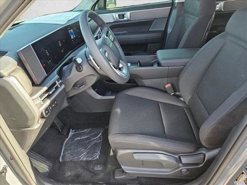 New 2026 Hyundai Santa Fe SE image 4