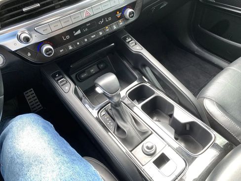 Used 2021 Kia Telluride SX w/ Nightfall Edition Package image 17