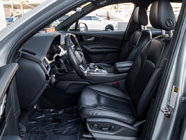 Used 2019 Audi Q7 3.0T Prestige AWD/4WD image 15
