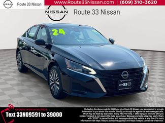 Used 2024 Nissan Altima 2.5 SV w/ SV Premium Package AWD/4WD video 1