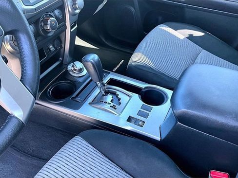 Used 2018 Toyota 4Runner SR5 image 15