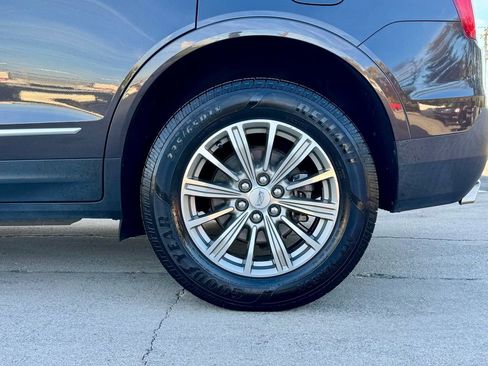 Used 2017 Cadillac XT5 Luxury w/ Driver Awareness Package image 30