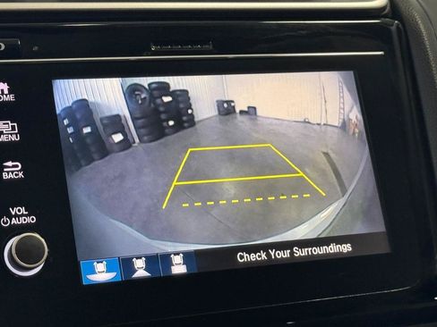 Used 2018 Honda Fit Sport image 17