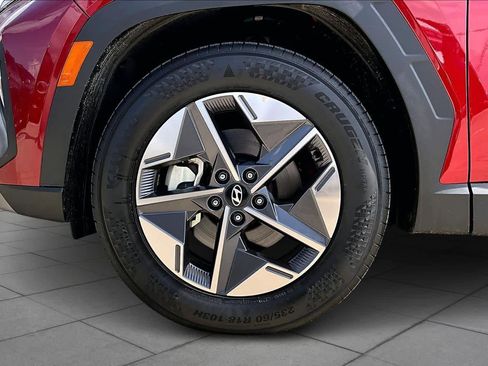 Certified 2025 Hyundai Tucson SEL FWD image 10