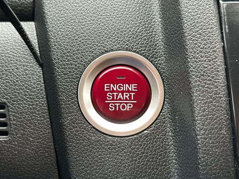 Used 2016 Honda Fit EX image 23