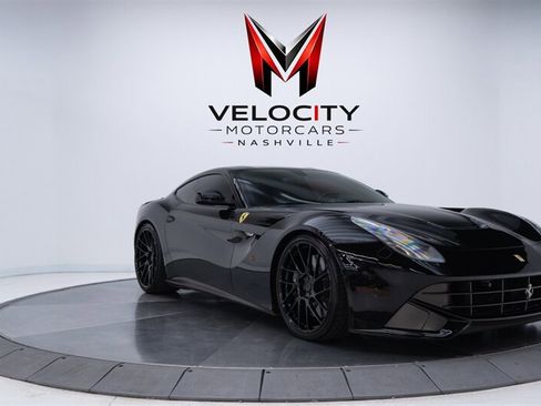 Used 2014 Ferrari F12 Berlinetta RWD image 4