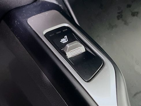 Used 2022 Kia Sorento S w/ Panoramic Sunroof Package AWD/4WD image 12