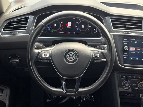 Used 2019 Volkswagen Tiguan SEL Premium AWD/4WD image 7
