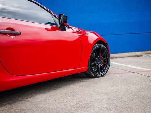 Used 2013 Scion FR-S image 27