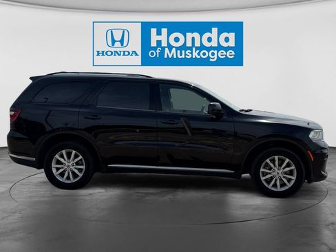 Used 2023 Dodge Durango SXT RWD image 4