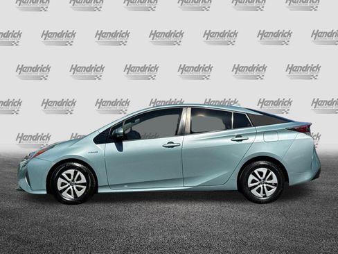 Used 2016 Toyota Prius Two FWD image 8