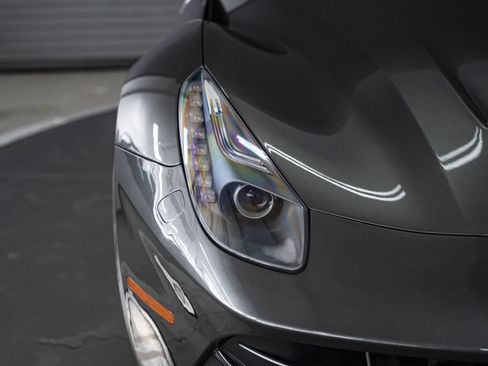 Used 2014 Ferrari F12 Berlinetta RWD image 9