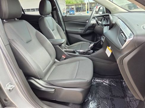 Used 2024 Buick Encore GX Preferred FWD image 15