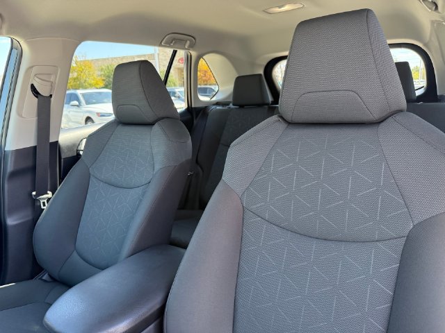 Used 2024 Toyota RAV4 XLE FWD image 13