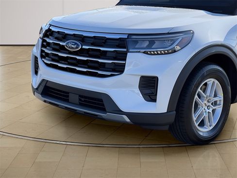 New 2026 Ford Explorer Active image 38