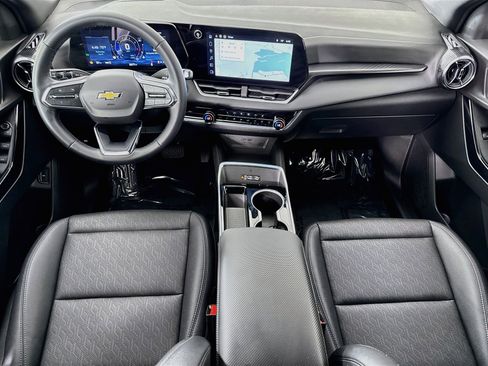 Used 2025 Chevrolet Equinox LT w/ Convenience Package II AWD/4WD image 24