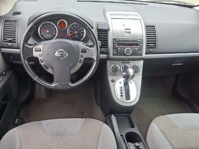 Used 2011 Nissan Sentra 2.0 SR w/ Convenience Pkg