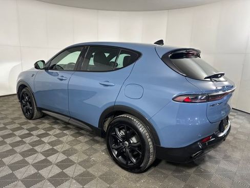 Used 2024 Dodge Hornet R/T w/ R/T Blacktop Package image 5