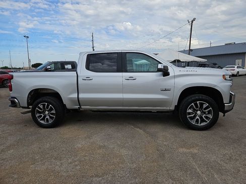 Used 2020 Chevrolet Silverado 1500 LT w/ Texas Edition RWD image 9